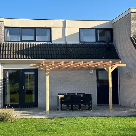 Holiday home On Texel With Garden Terrace *