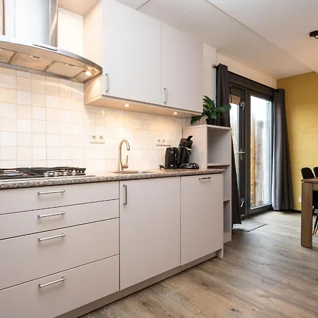 On Texel With Garden Terrace Дом отдыха Де-Коксдорп